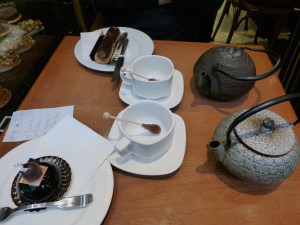 2015-10-22b Le Valentin table